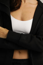 ג'קט עם כובע קפוצ'ון ורוכסן נסתר | קנת קול