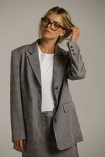 בלייזר מחויט בגזרת אוברסייז | קנת קול