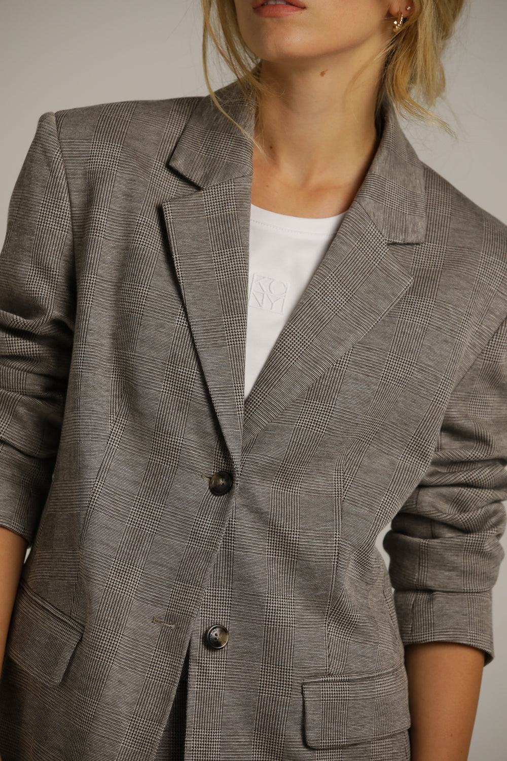 בלייזר מחויט בגזרת אוברסייז | קנת קול