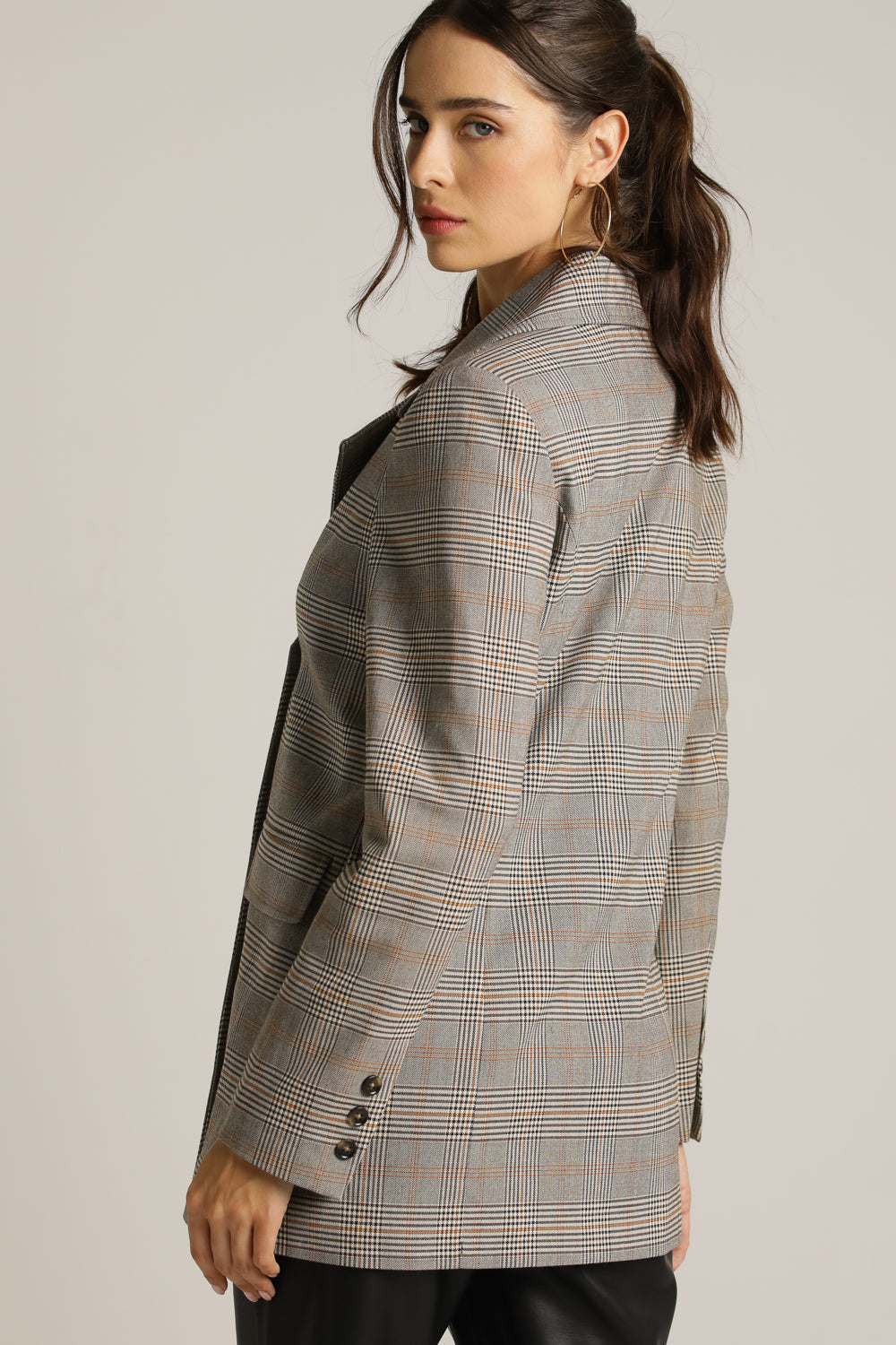 בלייזר אוברסייז בסגנון משבצות | קנת קול