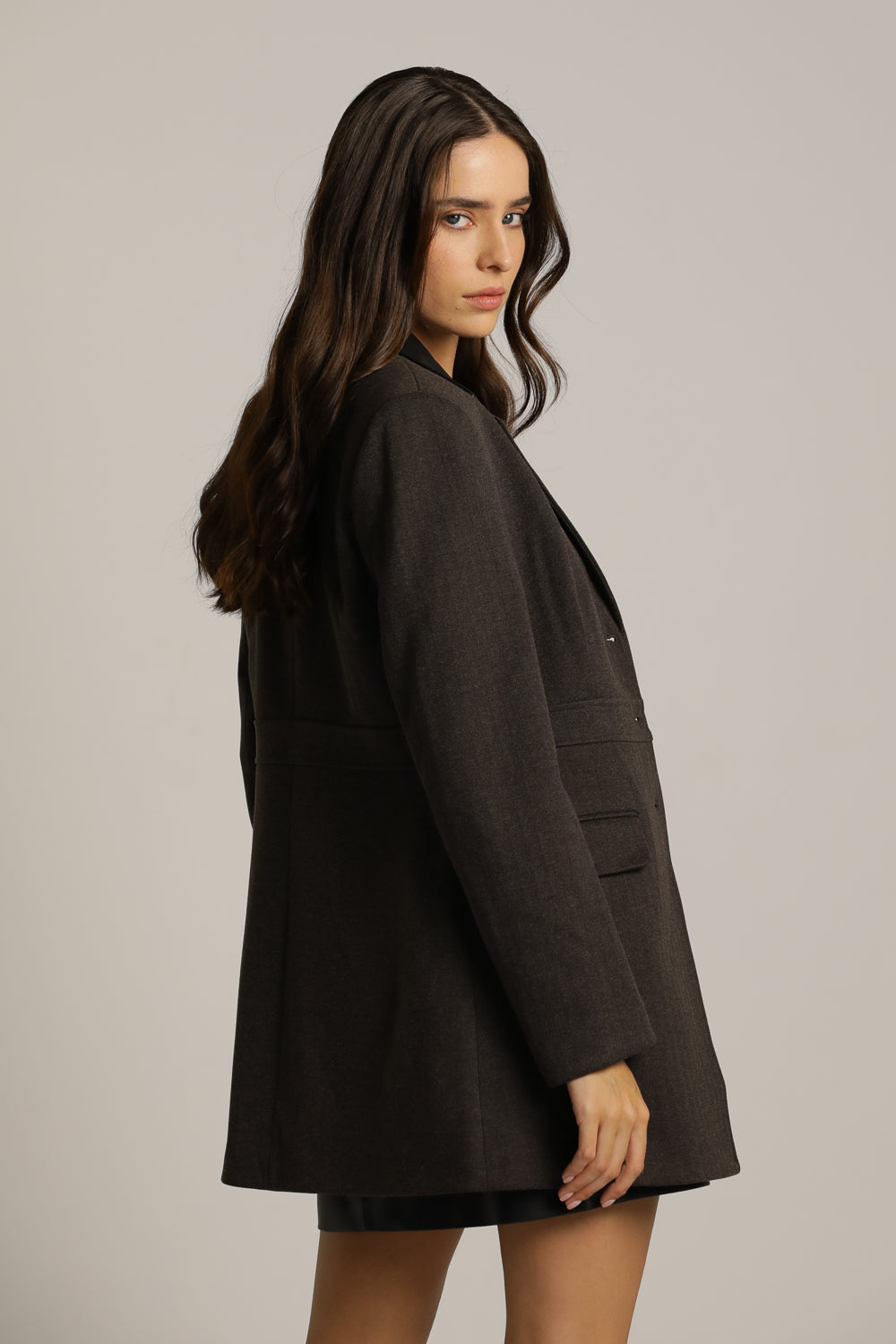 בלייזר ארוך בגזרה מחויטת | קנת קול