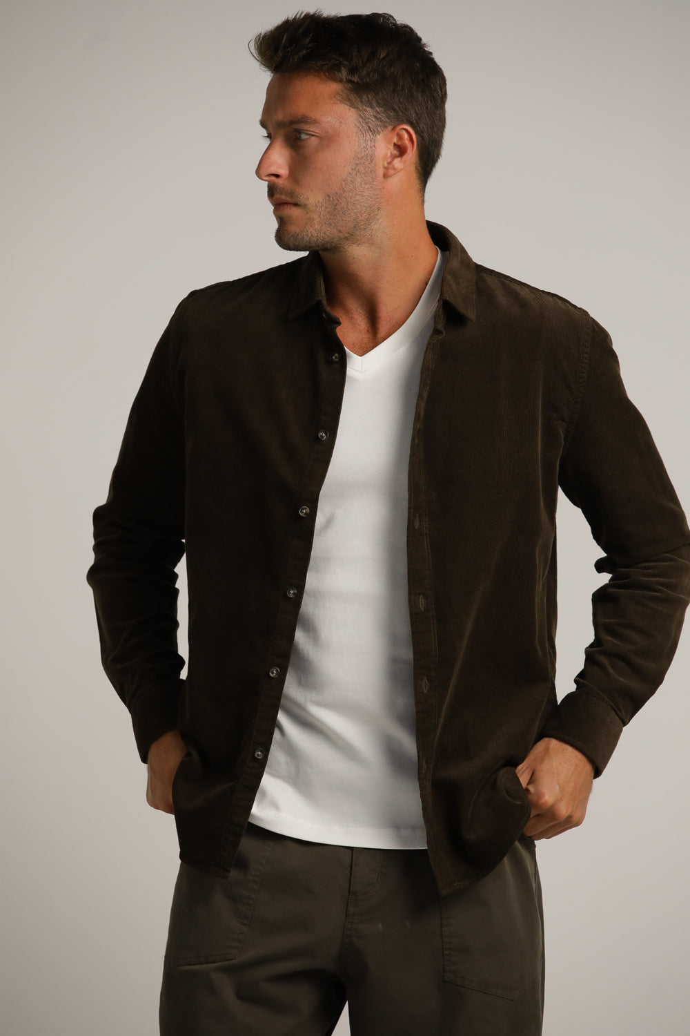 חולצת קורדרוי מכופתרת לגברים | קנת קול