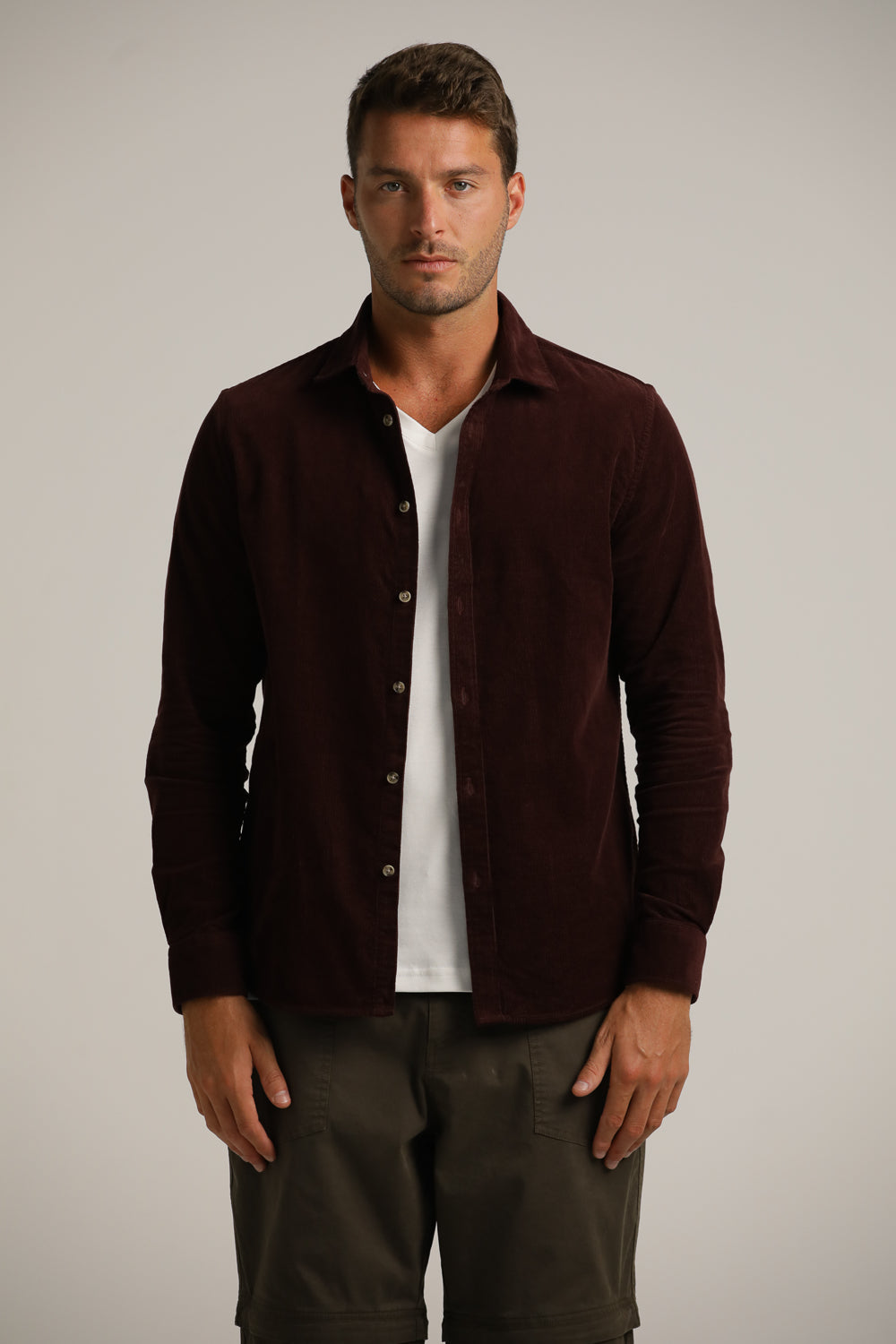 חולצת קורדרוי מכופתרת לגברים | קנת קול