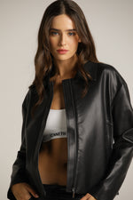 ג'קט דמוי עור בגזרת בוקסי | קנת קול