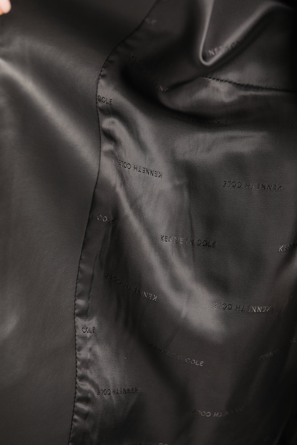 ג'קט דמוי עור בגזרת בוקסי | קנת קול