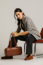 תיק צד מעור בעיצוב מלבני אלגנטי | קנת קול 