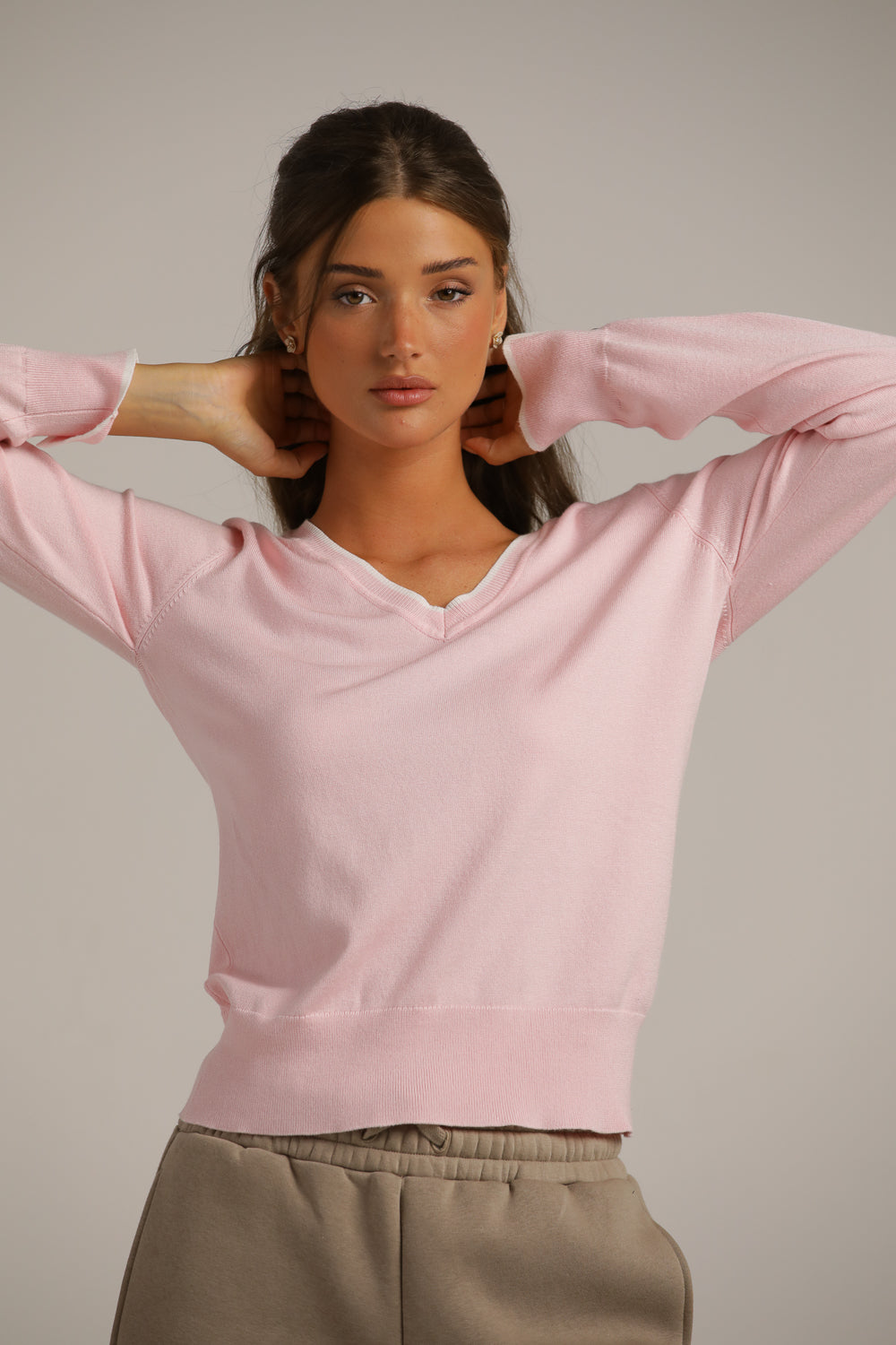 סריג בייסיק עם מחשוף וי | קנת קול