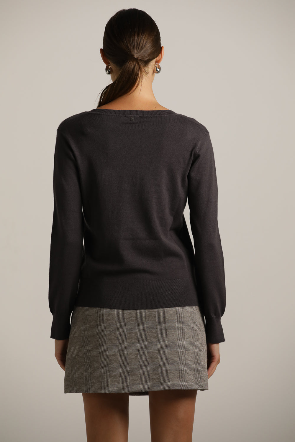 סריג בייסיק עם מחשוף וי | קנת קול