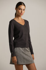 סריג בייסיק עם מחשוף וי | קנת קול