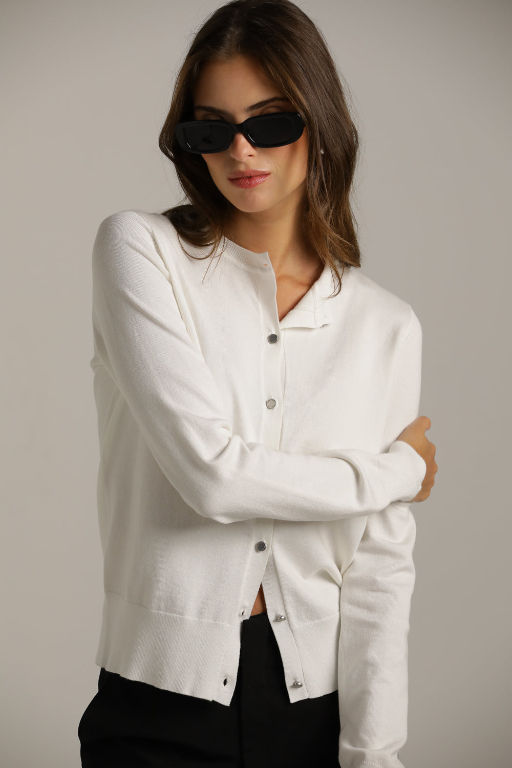 סריג קרדיגן בייסיק עם מחשוף עגול | קנת קול