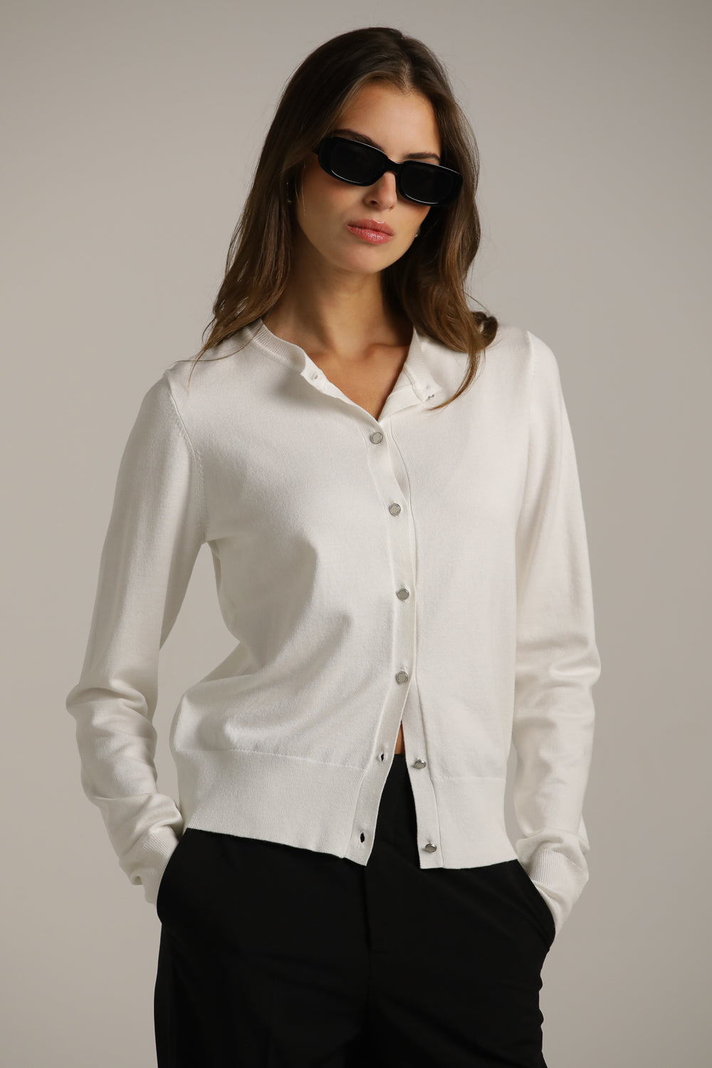 סריג קרדיגן בייסיק עם מחשוף עגול | קנת קול