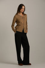 סריג קרדיגן בייסיק עם מחשוף עגול | קנת קול