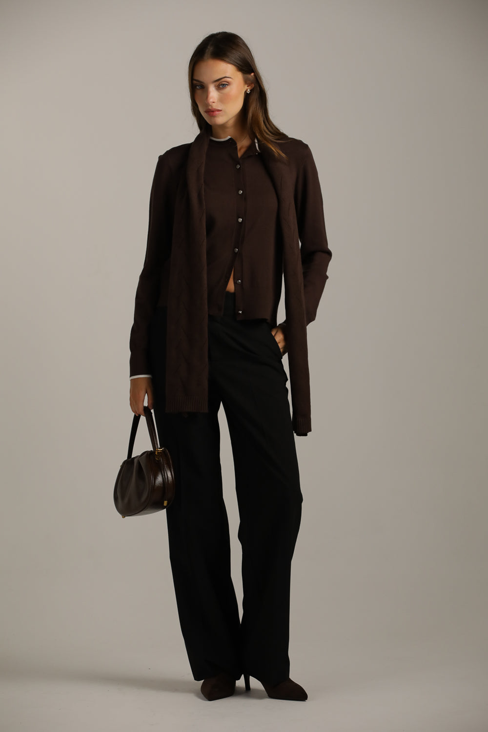 סריג קרדיגן בייסיק עם מחשוף עגול | קנת קול