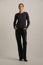 סריג בייסיק עם מחשוף עגול | קנת קול