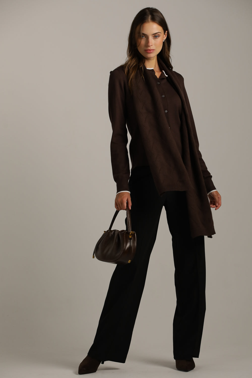 צעיף סרוג עם דוגמה עדינה | קנת קול