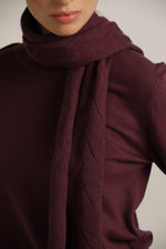 צעיף סרוג עם דוגמה עדינה | קנת קול