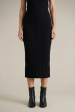 חצאית במראה קפלים לנשים | קנת קול