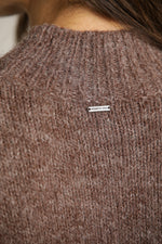 חולצת סריג במראה צמרי | קנת קול