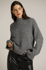 חולצת סריג במרקם צמרי | קנת קול