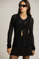 קרדיגן שחור שקפקף מעוצב בסריגה דקורטיבית | קנת קול