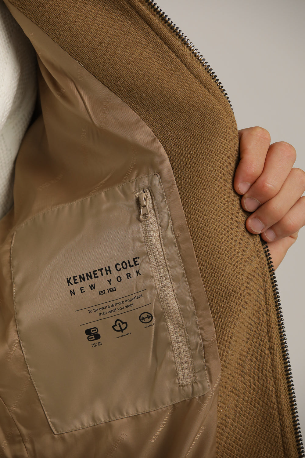 ג'קט בומבר במרקם ארוג מובלט | קנת קול