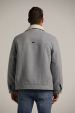 ג'קט טרקר עם בטנה במראה פרווה טבעונית | קנת קול