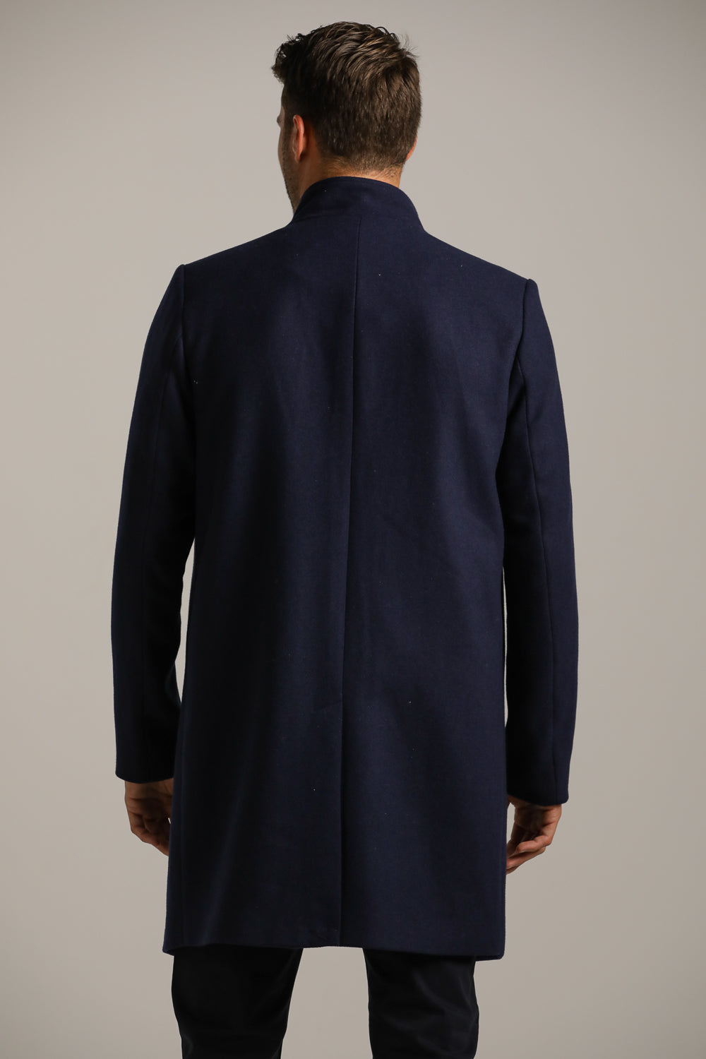 מעיל אלגנטי ארוך במרקם צמרי | קנת קול