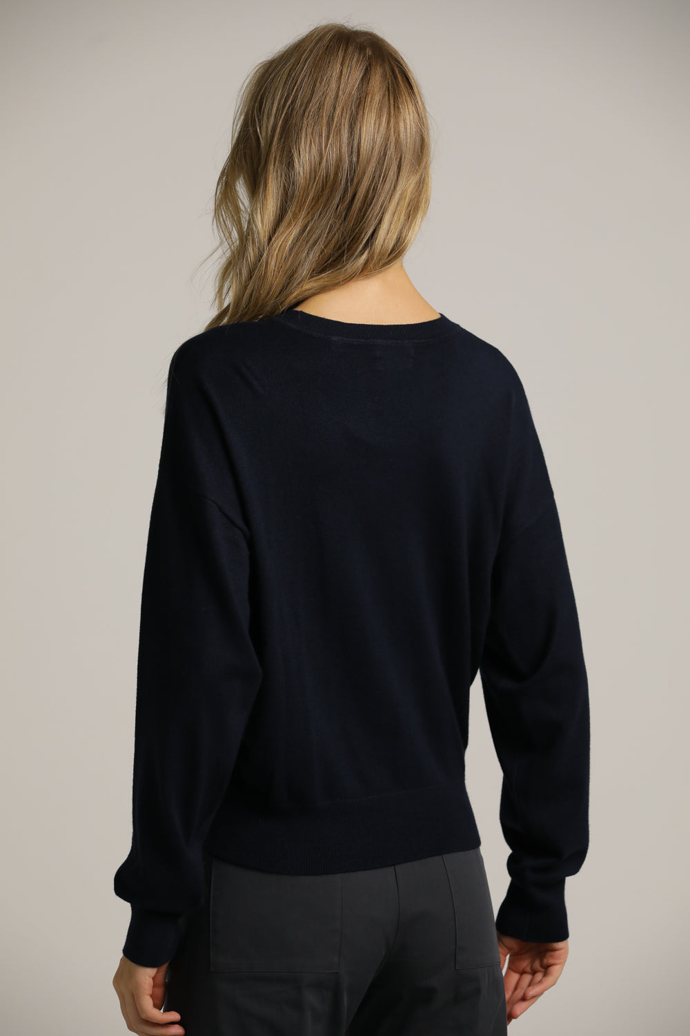 חולצת סריג בגזרת אוברסייז | קנת קול