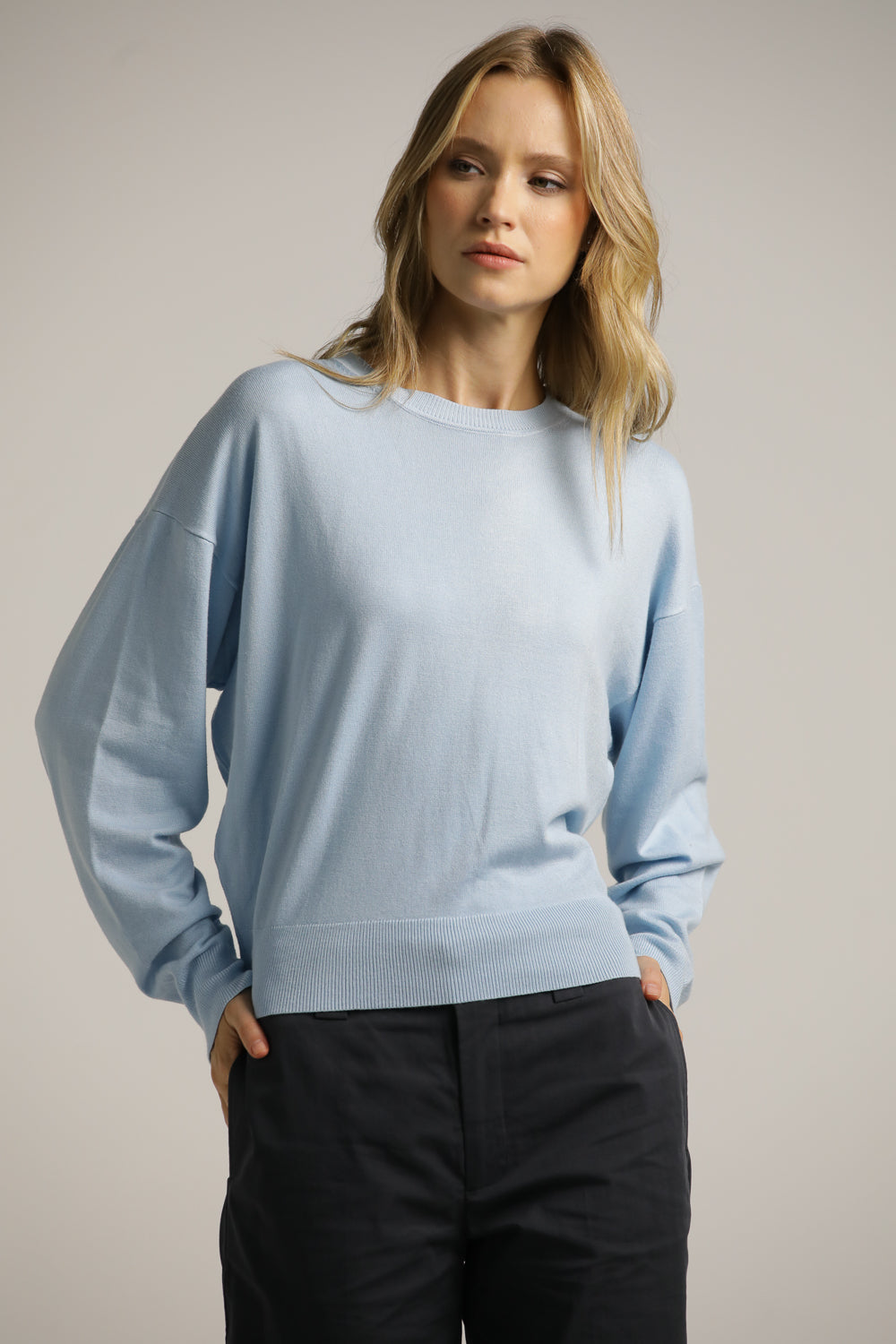 חולצת סריג בגזרת אוברסייז | קנת קול