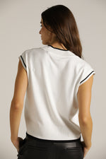 ווסט סרוג עם מפתח וי | קנת קול