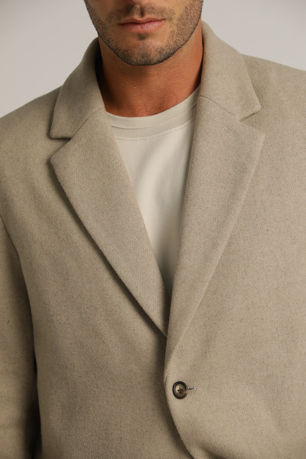 מעיל קלאסי ארוך במראה צמרי | קנת קול