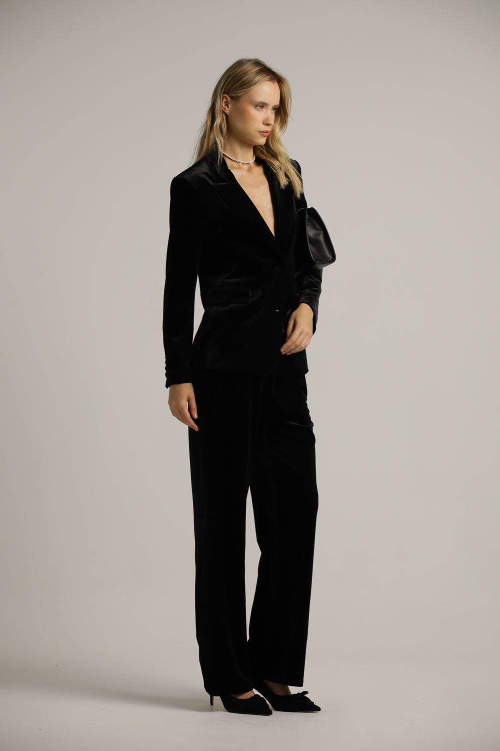 ג'קט קטיפה שחור בסגנון מחויט | קנת קול