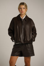 ג'קט בומבר עור עם קפלים | קנת קול 