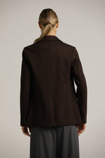 בלייזר מחויט במראה פורמלי | קנת קול