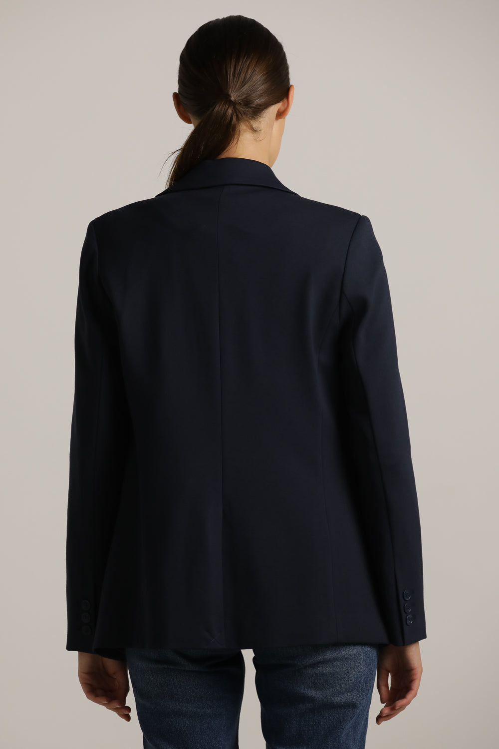 בלייזר מחויט במראה פורמלי | קנת קול