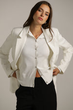 בלייזר מחויט במראה פורמלי | קנת קול