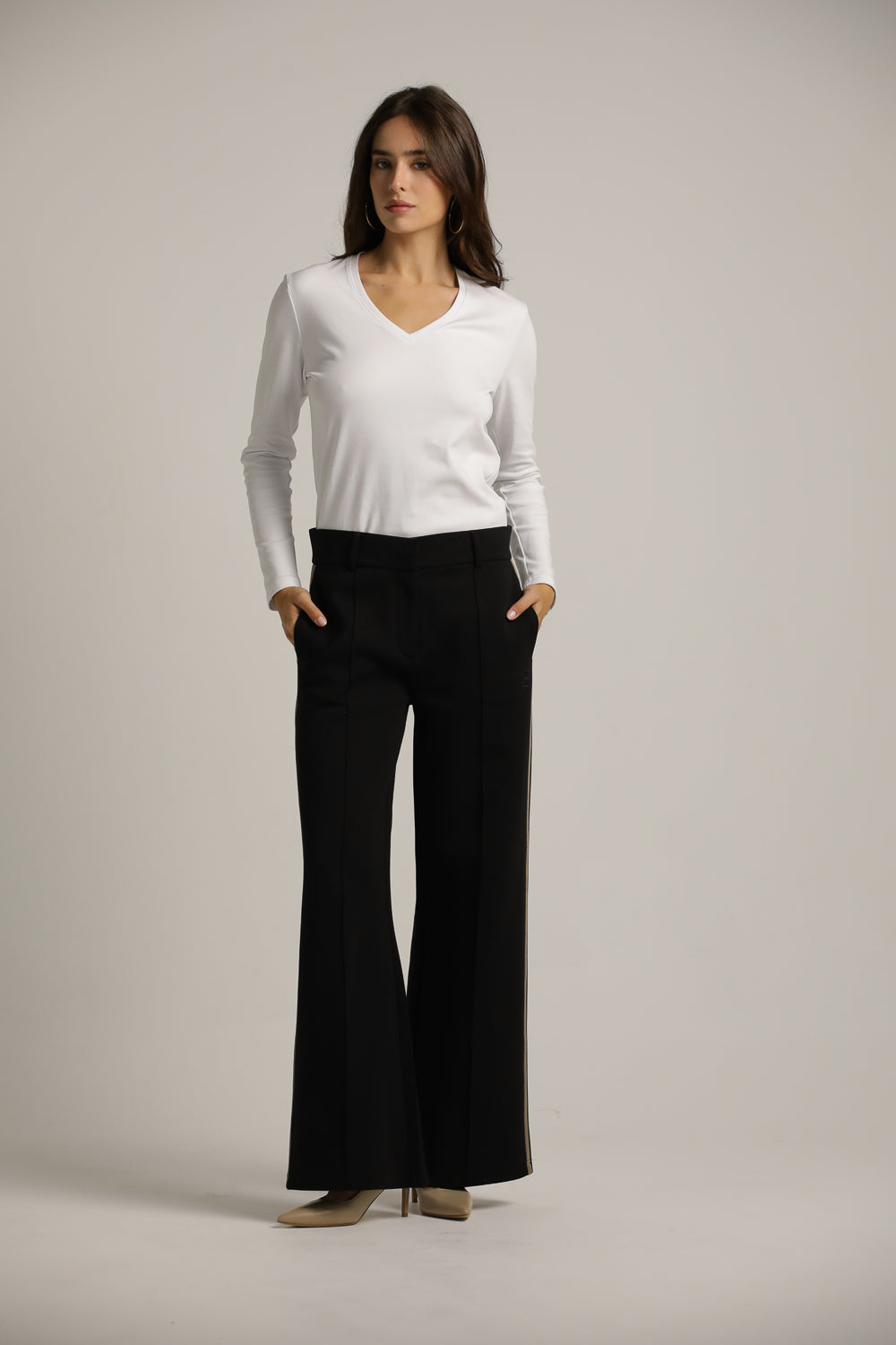 מכנסיים רחבים בסגנון מחויט עם פסי צד | קנת קול