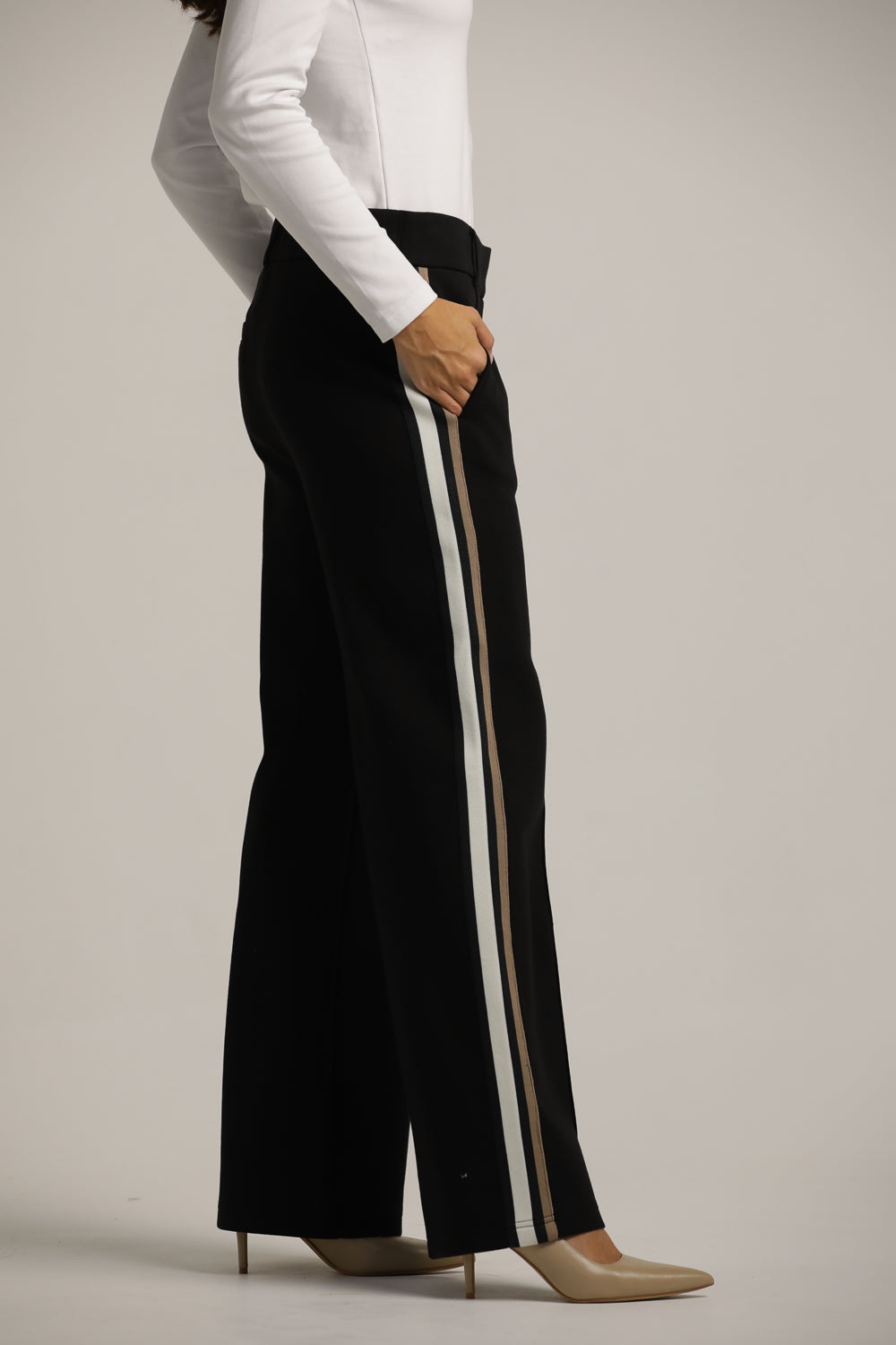 מכנסיים רחבים בסגנון מחויט עם פסי צד | קנת קול