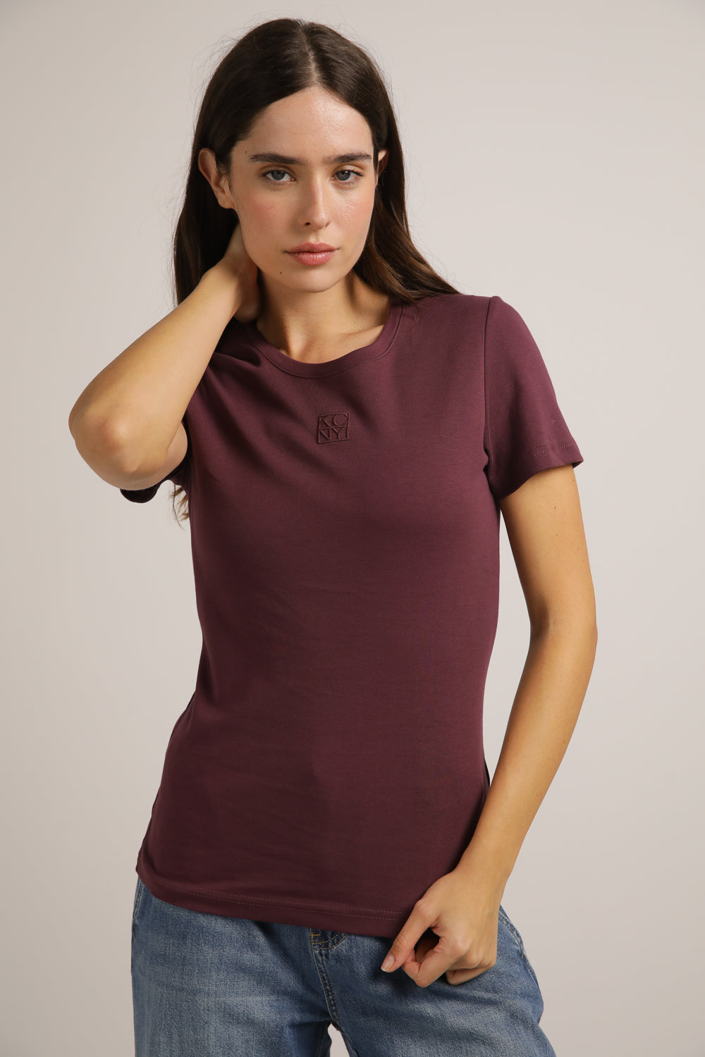 טישירט שרוול קצר עם לוגו מובלט | קנת קול