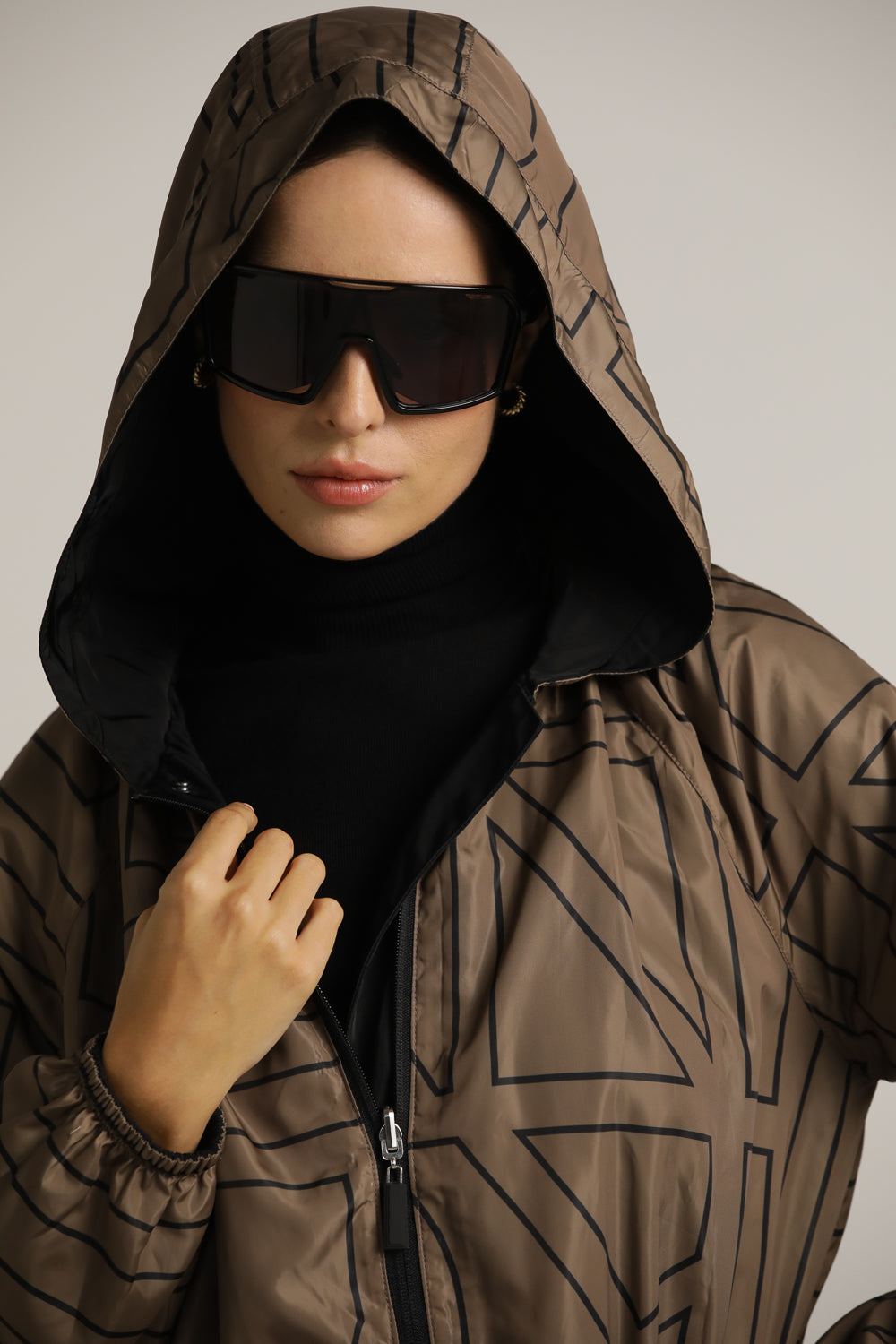 מעיל פארקה דו-צדדי עם קפוצ'ון | קנת קול