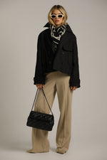 מעיל טראנץ' בגזרה קצרה עם כפתורים כפולים | קנת קול