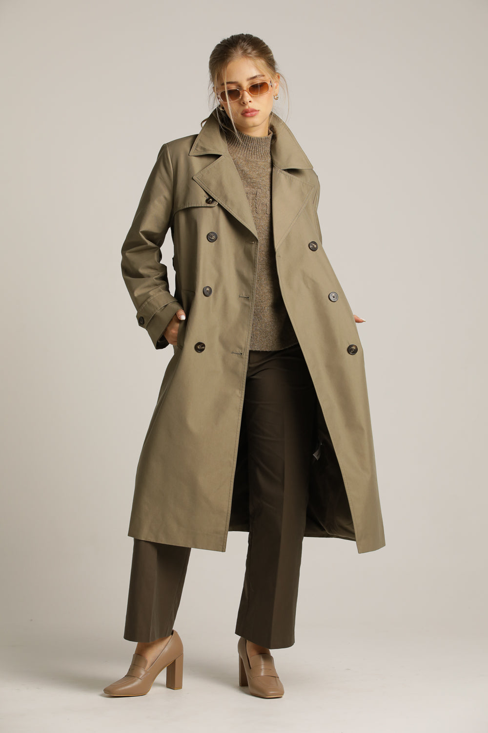 מעיל טראנץ' קלאסי בגוון ירוק זית | קנת קול