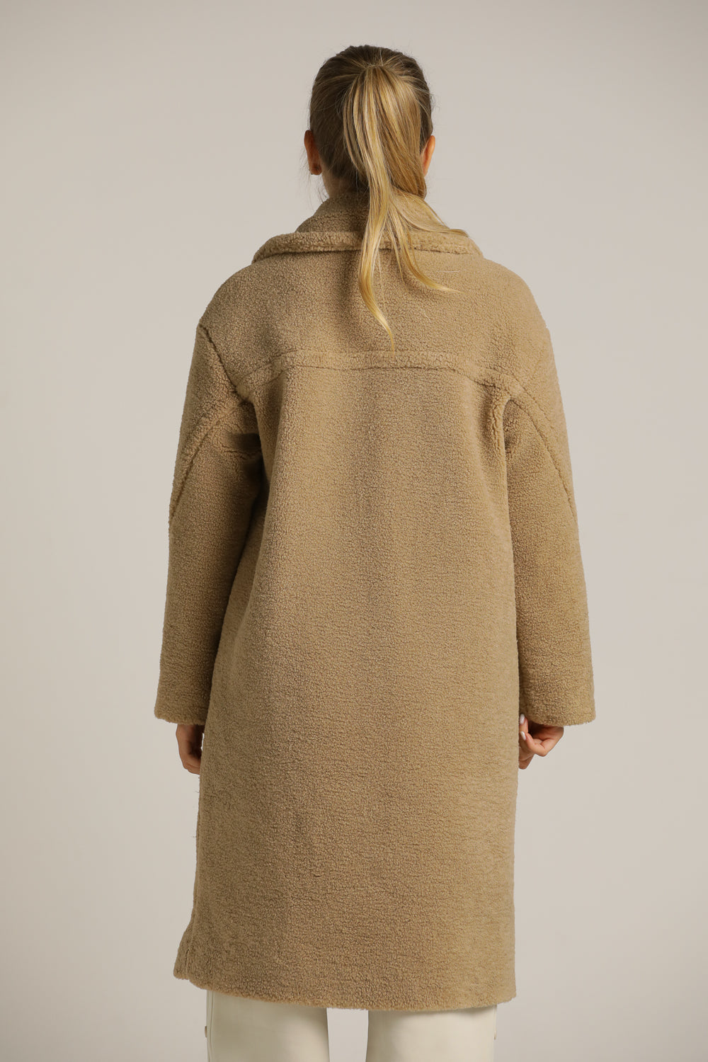 מעיל טדי ארוך במראה פרוותי | קנת קול
