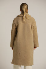 מעיל טדי ארוך במראה פרוותי | קנת קול