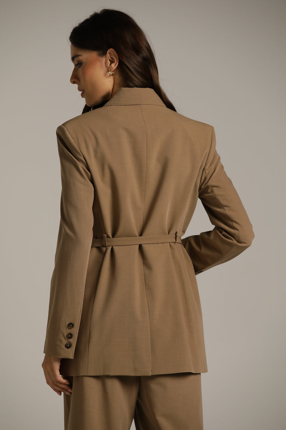 בלייזר בגזרת אוברסייז עם חגורת מותן | קנת קול