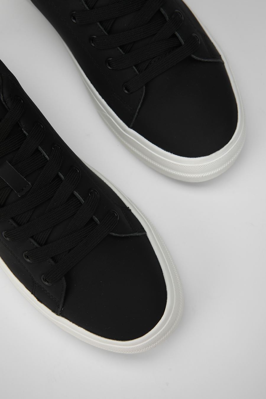 נעלי סניקרס אלגנטיות לגברים | קנת קול