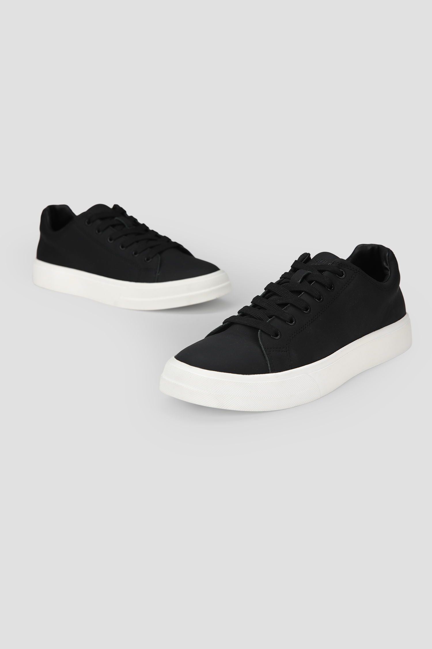 נעלי סניקרס אלגנטיות לגברים | קנת קול