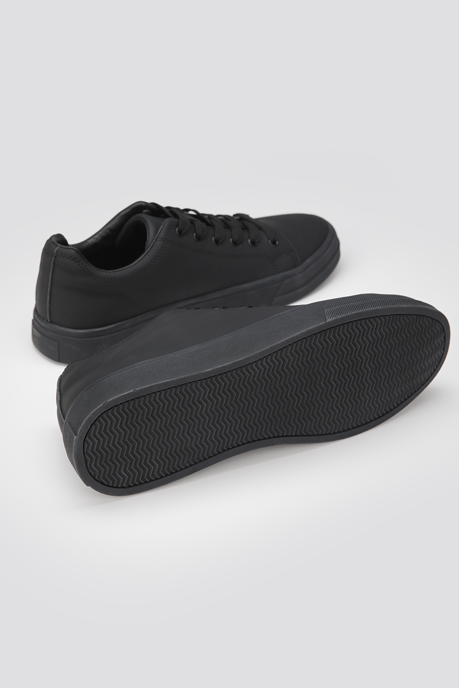 נעלי סניקרס אלגנטיות לגברים | קנת קול