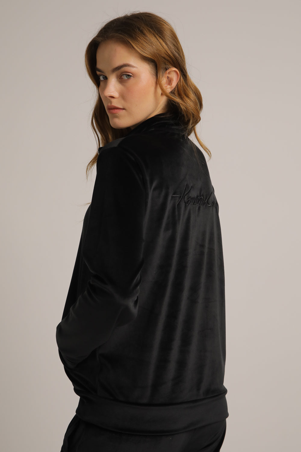 סווטשירט קטיפה עם צווארון | קנת קול