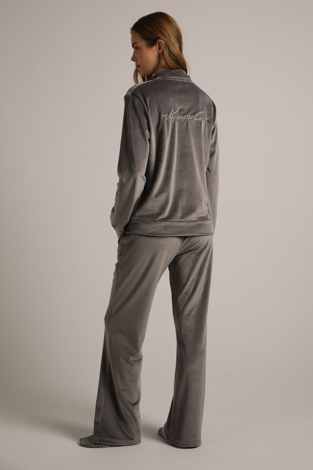 סווטשירט קטיפה עם צווארון | קנת קול